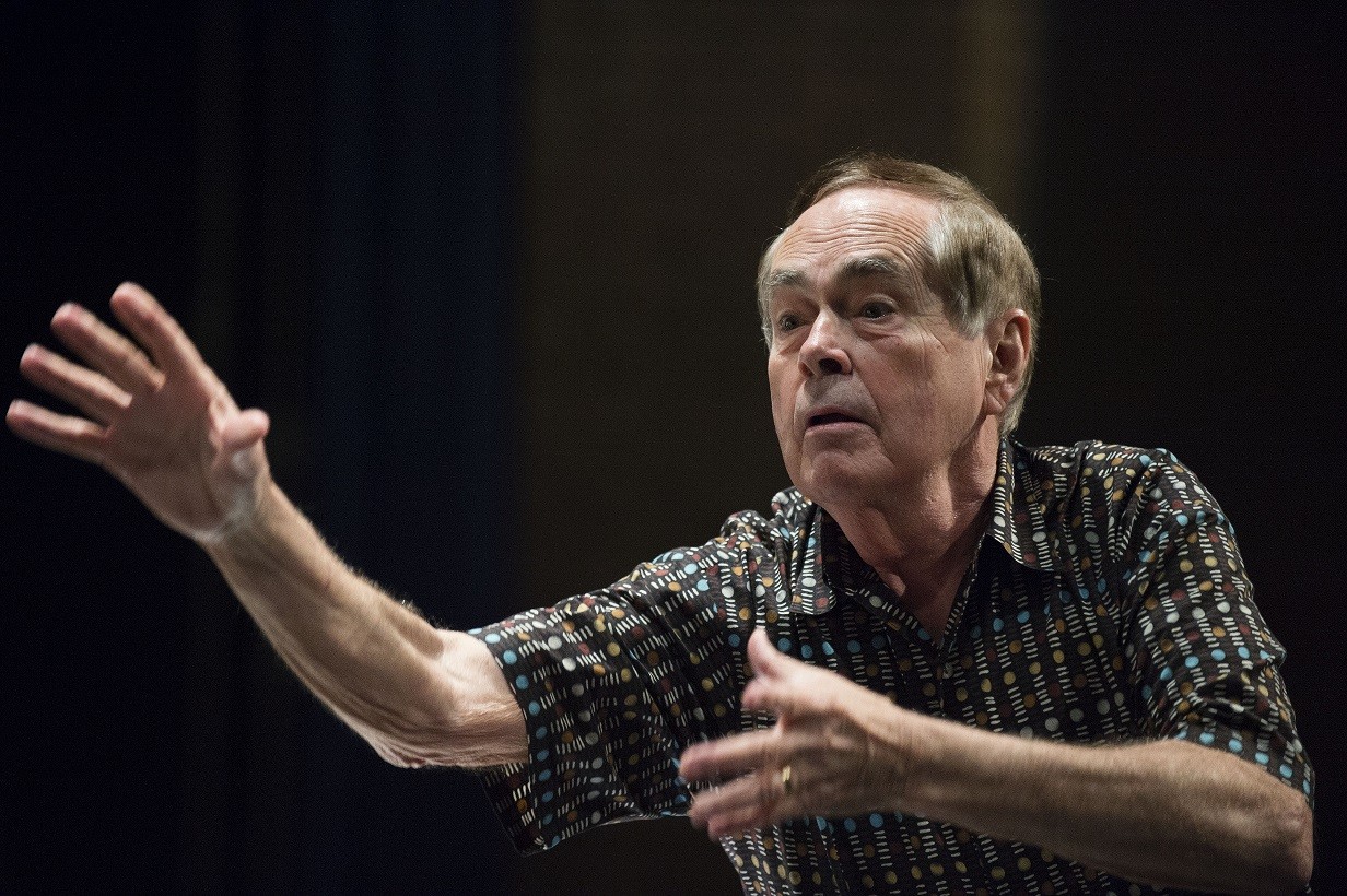 Richard Floyd conducting