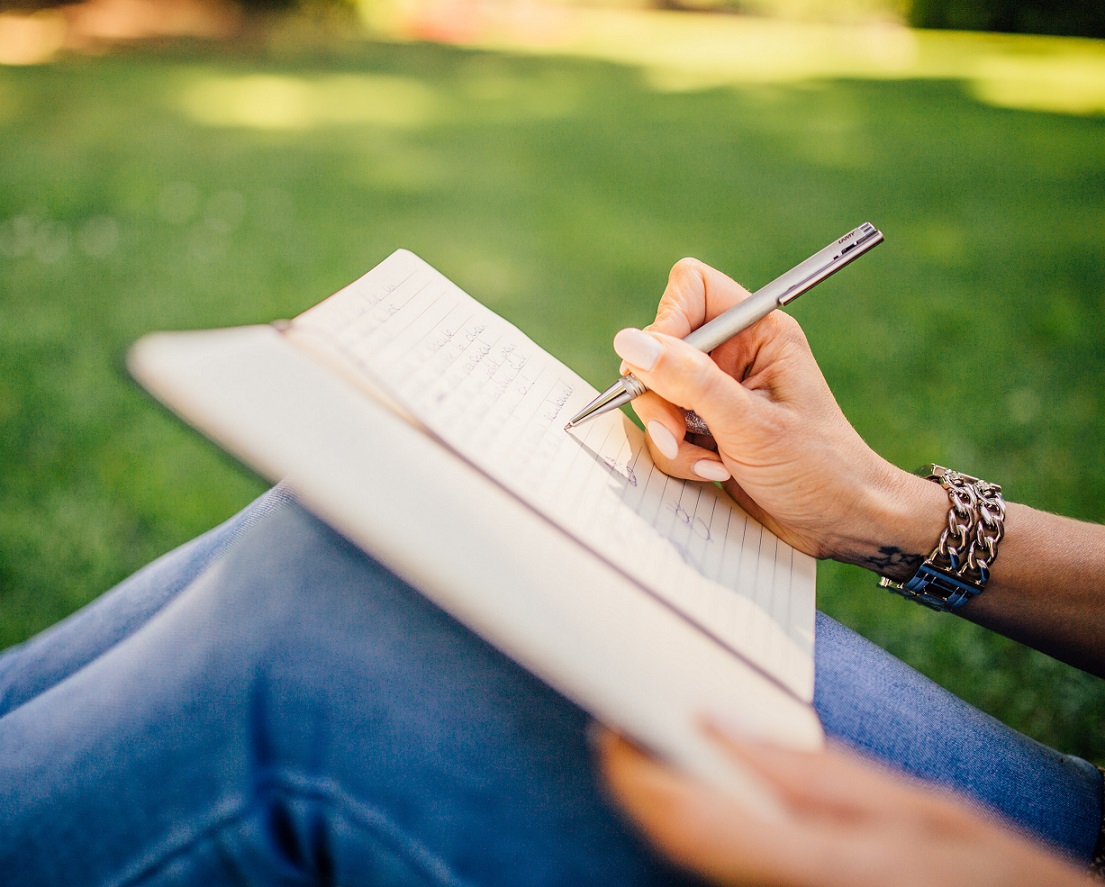journaling outdoors pexels