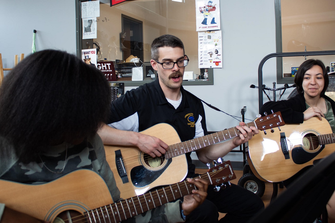 guitar2 Stanford two students