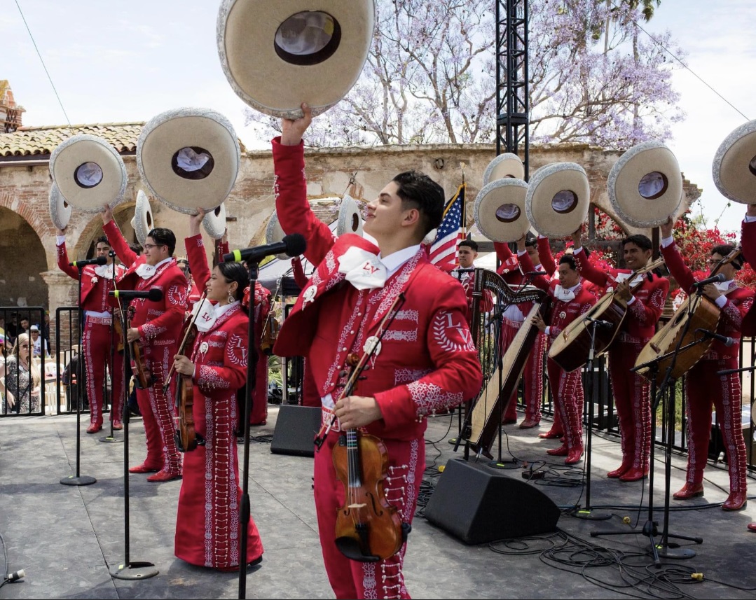 LVHS mariachi sombreros