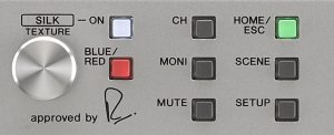 An image of a portion of the front panel of the Steinberg AXR4T interface.