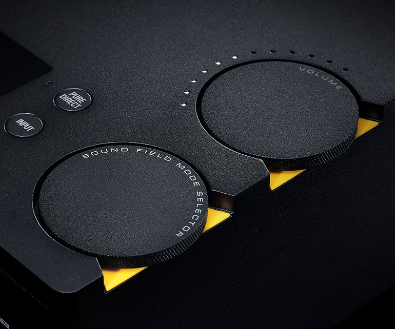 HAL7A_RotaryDial__cbdfe91d3ecddccaeb12ec3b5923c498 Two dials on top of electronics unit.